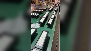 أضواء الاستاد MeanWell ELG 250W LED بكفاءة 130lm / w وتصنيف IP65 المقاوم للماء للأماكن الخارجية