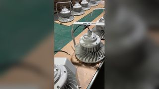 IP65 100W LED أضواء مقاومة للانفجار لحقول النفط البتروكيماويات الحفر الكيميائية للشركات