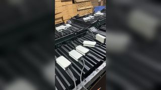 تعرف على سبب اختيار الأضواء الكاشفة LED المقاومة للماء IP66 من 200 واط إلى 500 واط للملاعب والمحاكم