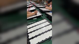 شاهد: مصابيح LED المصنوعة من الألومنيوم - مصممة لتدوم طويلاً في الهواء الطلق