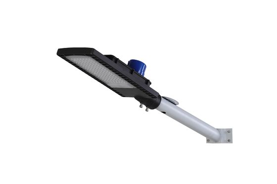 مصباح شارع LED من الألومنيوم المصبوب المقاوم للماء IP65 مع عمر افتراضي 50000 ساعة