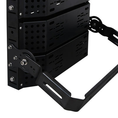 كشاف LED مقاوم للماء IP66 مع عمر افتراضي 50000 ساعة وزاوية قابلة للتعديل 216 درجة للملاعب وتطبيقات الصواري العالية