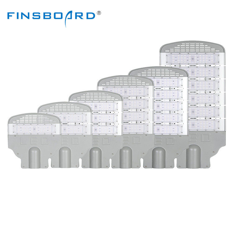مصفوفة الألومنيوم عازل المياه IP65 مصباح الشارع LED مع 130-140lm / w الكفاءة للاستخدام في الهواء الطلق