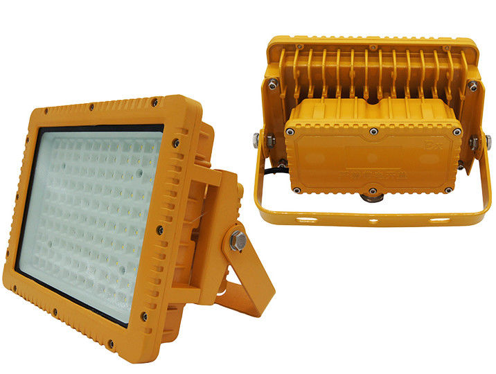 ATEX LED Flood Light IP65 تصنيف مضاد للانفجار ضوء الفيضان مع 50000 ساعة من العمر و 5500-6500K درجة حرارة اللون