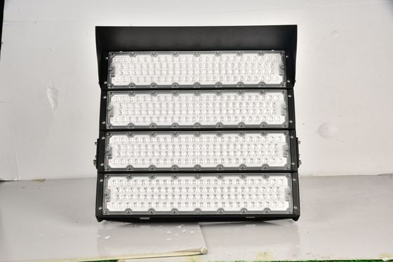 IP65 مضاد للماء مصباح LED عالي الصدر مع عمر 50،000 ساعة وزاوية شعاع قابلة للتعديل للملاعب